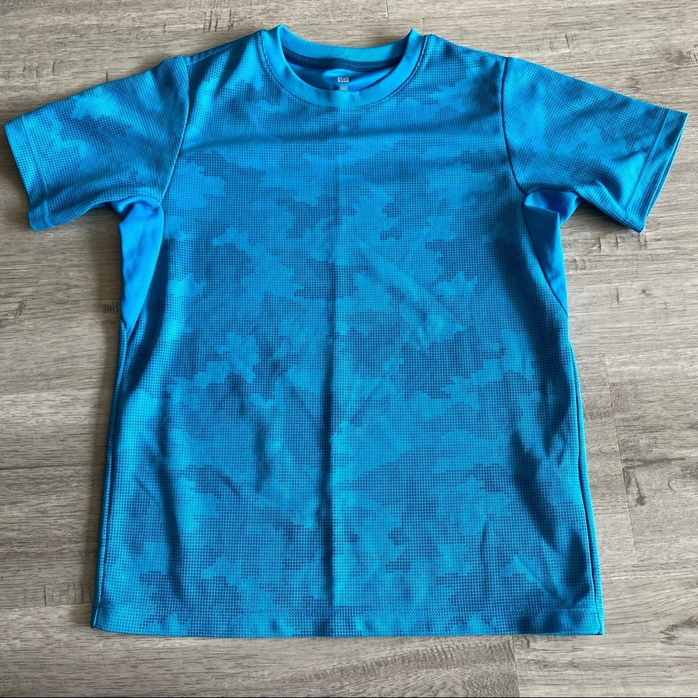 Boys Uniqlo Athletic Shirt